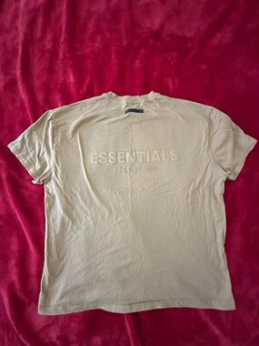 Fear of God Essentials Classic Tee
Timber